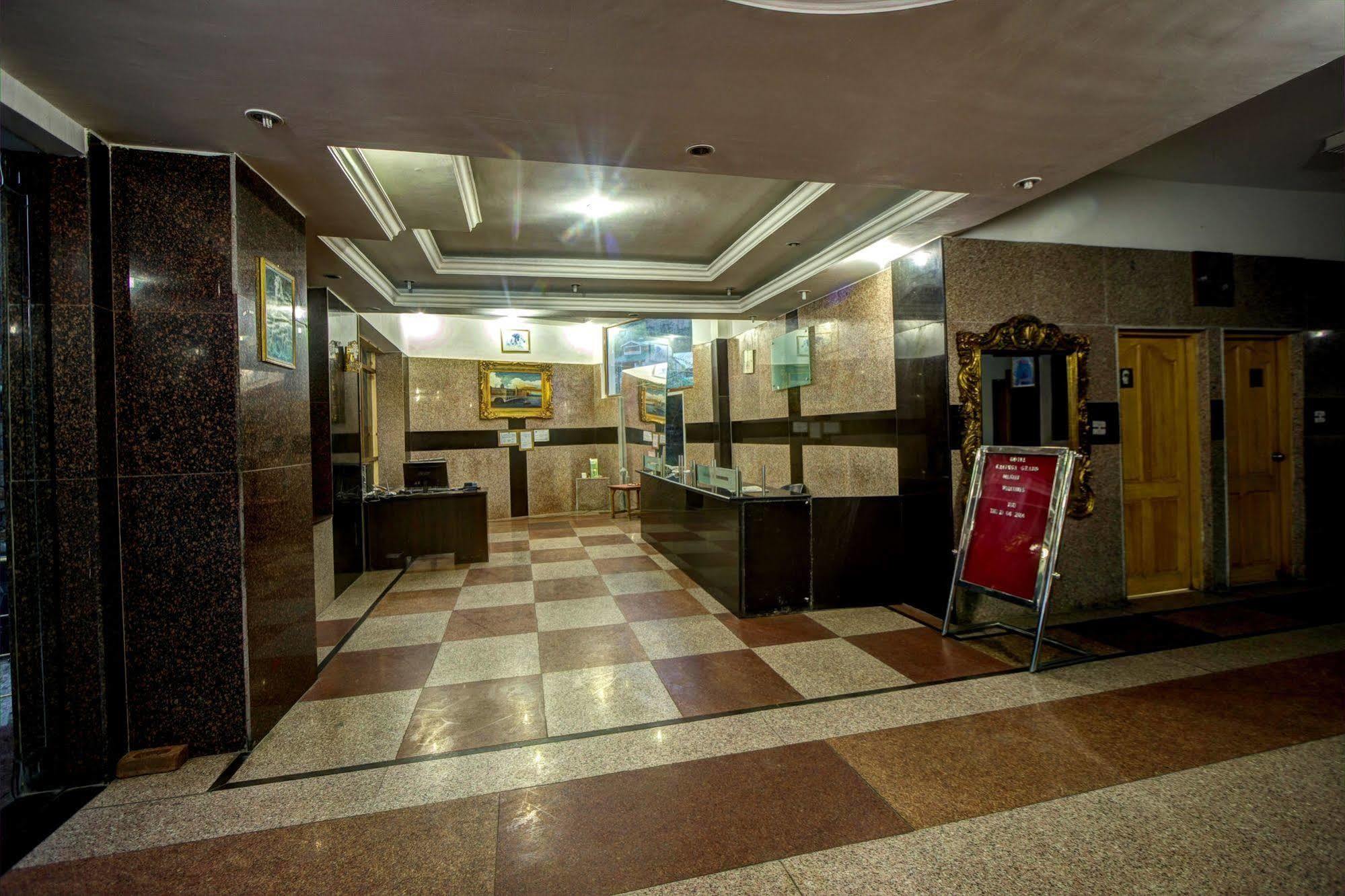Kalinga Grand Hotel Manāli Eksteriør bilde